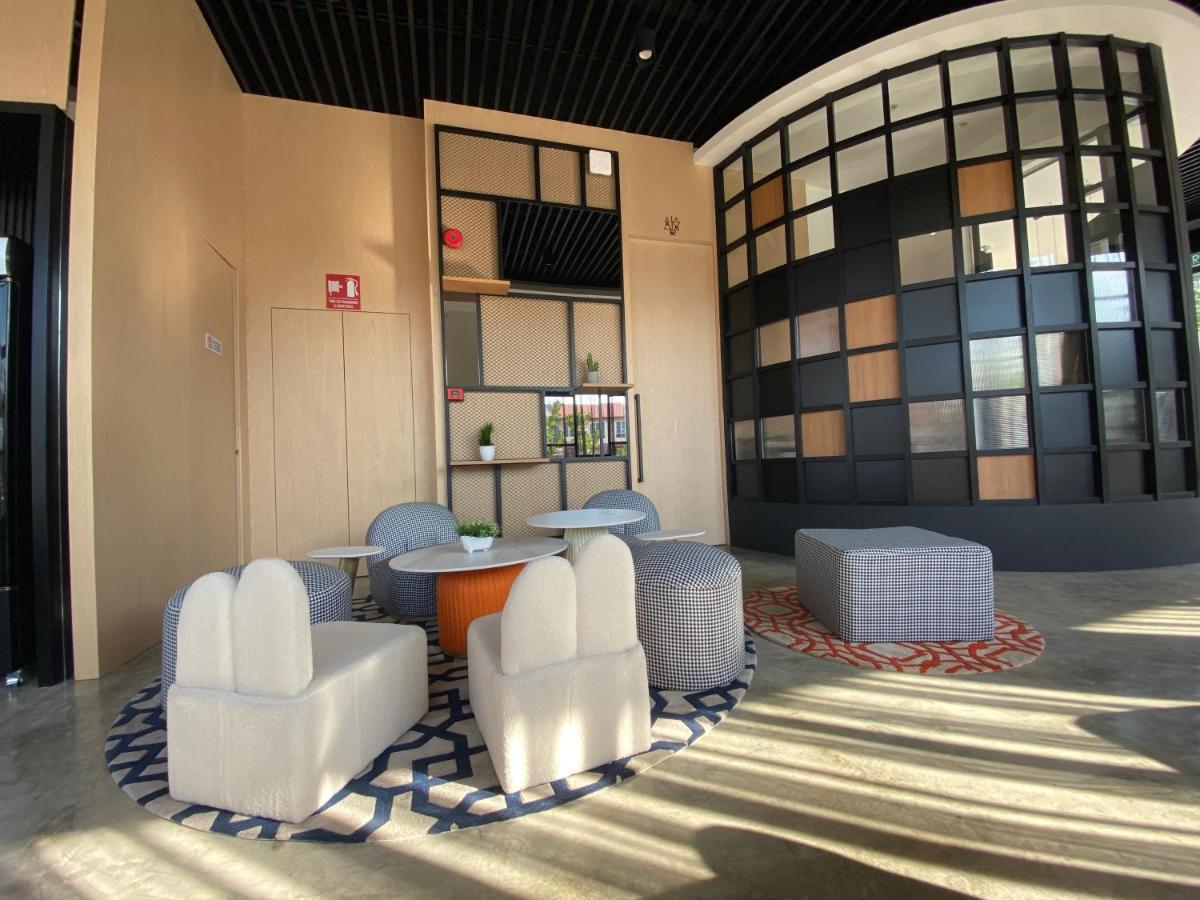 OTEL Hotel Suite Sibu Exterior foto